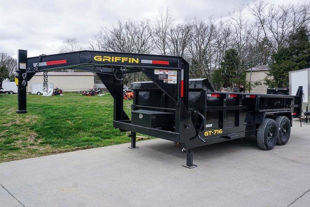 7 by 16 gooseneck hydraulic dump trailer, 2 ft sides