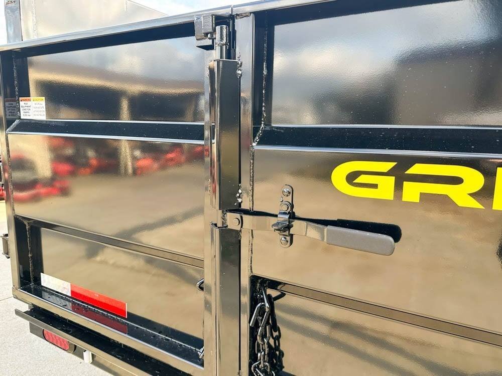 6' × 12' Hydraulic Dump Trailer — 4 ft Sides, Dual 5,200 lb Axles, 10,400 lb GVWR